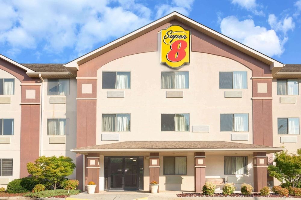 Super 8 by Wyndham Lynchburg VA 1