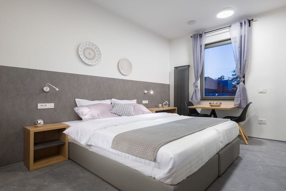 Vila Emona - Central Apartments - Free Parking 1