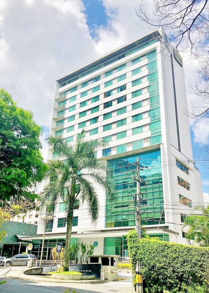 Novelty Suites Hotel - Oviedo Mall 1