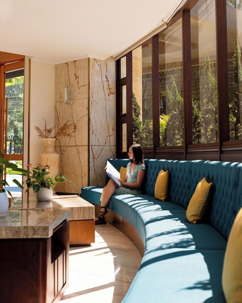 Hotel Vista Quince 2