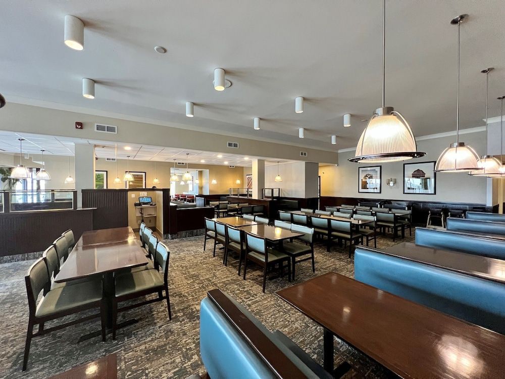 Holiday Inn TORONTO-AIRPORT EAST by IHG 1