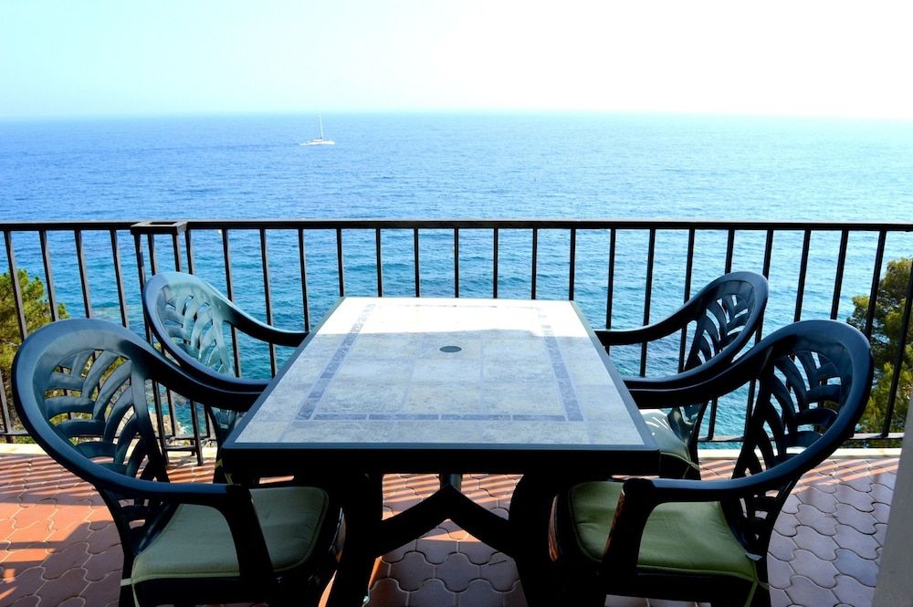 LES TERRASSES de Cala Llevado 1