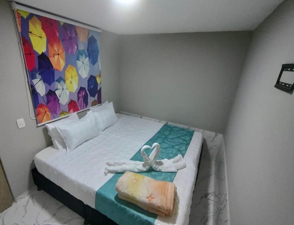 HOTEL LUXEM 2