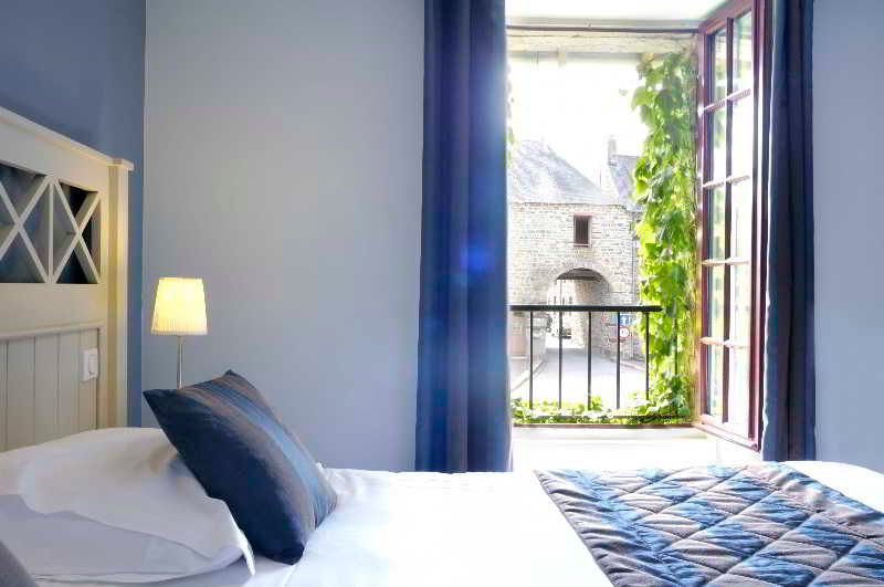 Logis Hotel, restaurant et spa Le Relais De Broceliande 1