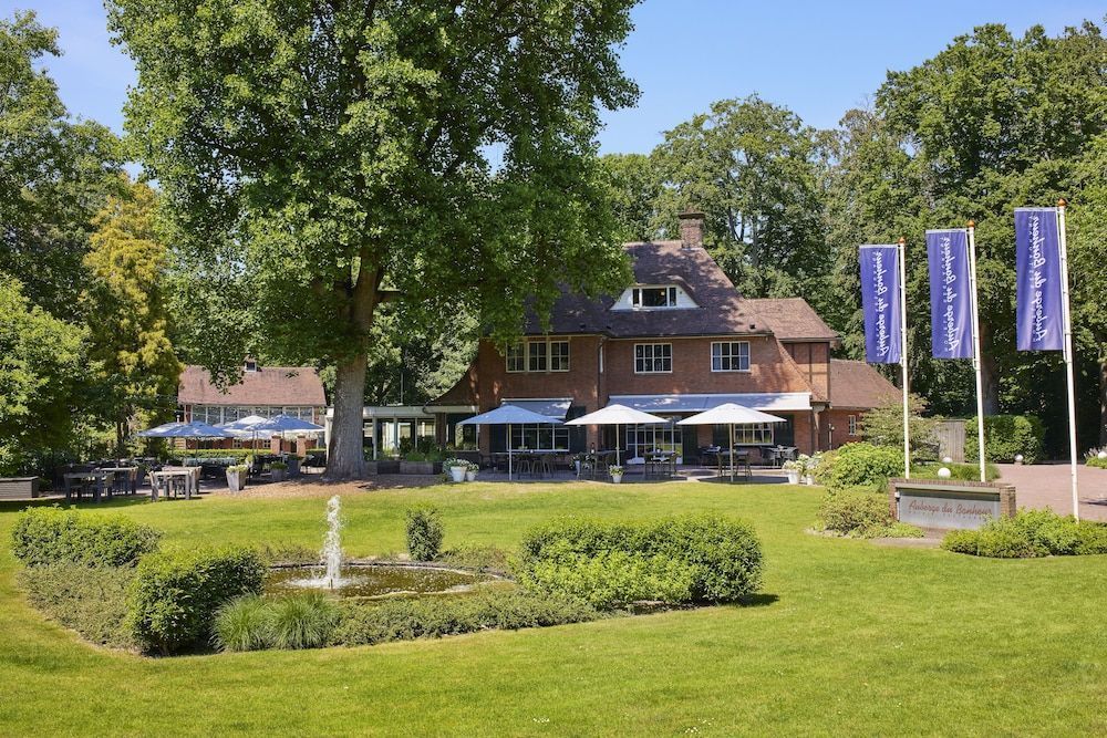 Auberge Du Bonheur 1