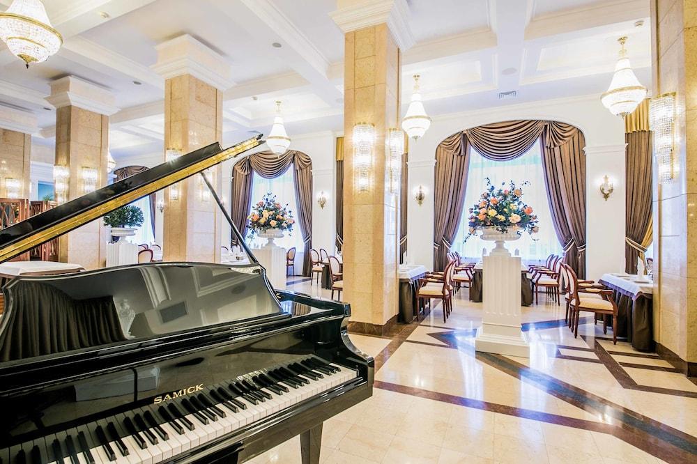 Minsk 1