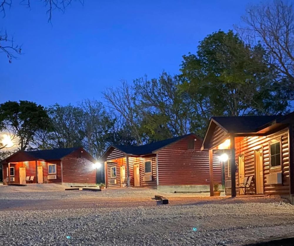The Woods Lodging 1