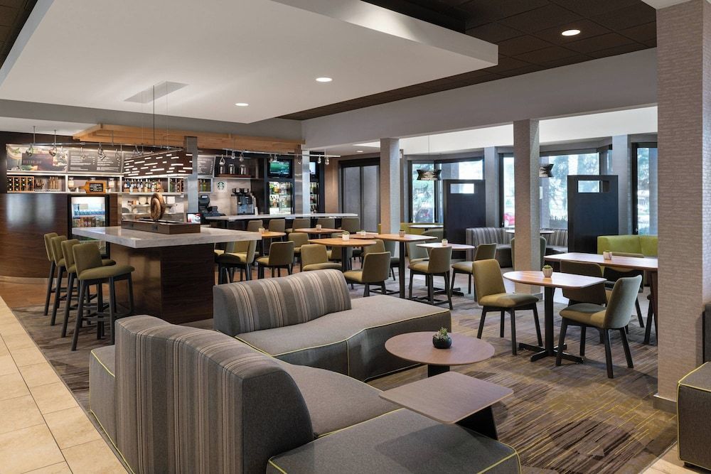 Courtyard by Marriott Las Vegas Convention Center 2
