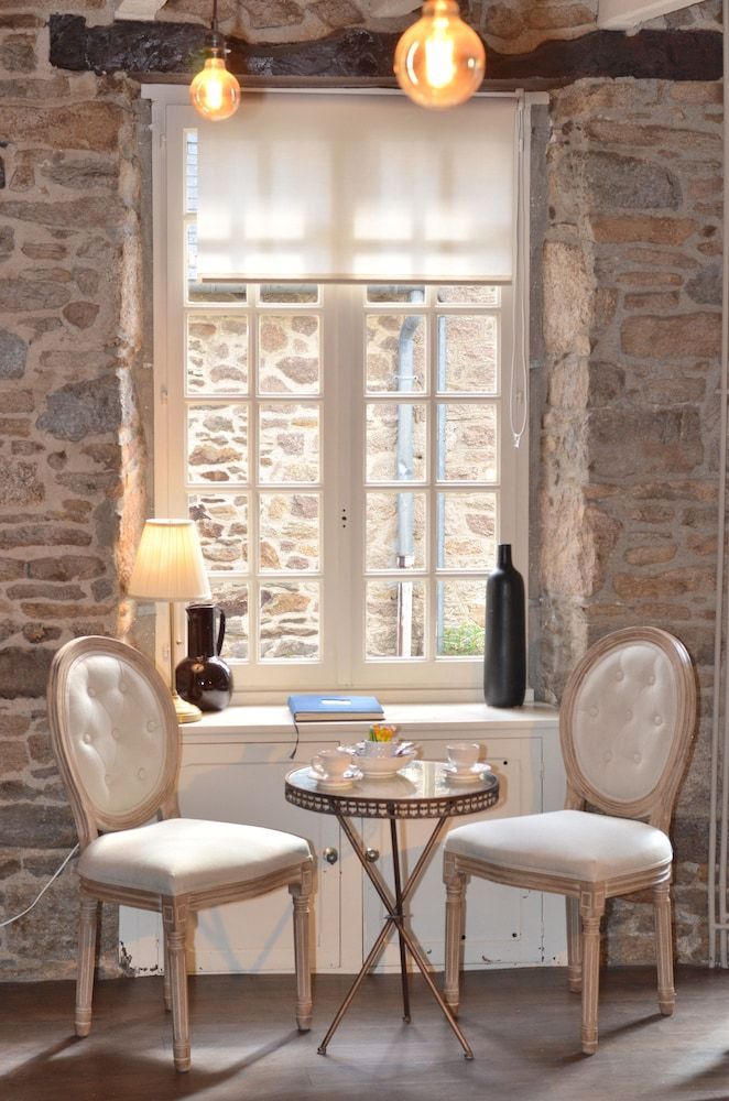 Demeures & Châteaux - Hôtel de la porte Saint-Malo - DINAN 2