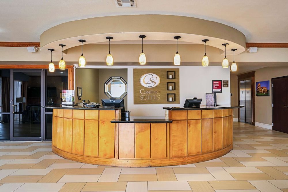 Comfort Suites Lake Charles 2