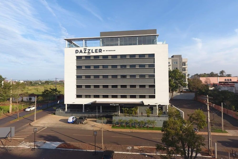 Dazzler by Wyndham Ciudad del Este 1
