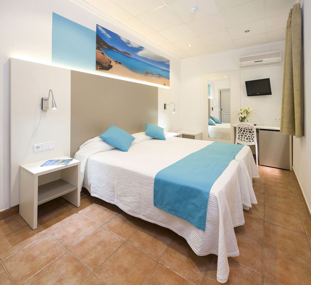 Hostal Adelino 1