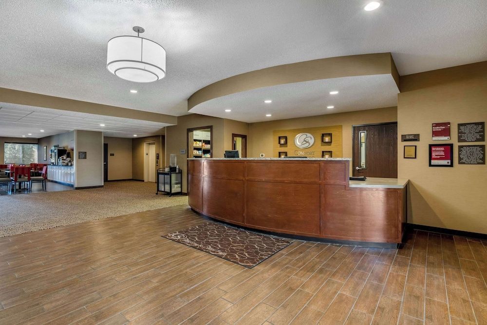 Comfort Suites Cedar Falls Industrial Park 2