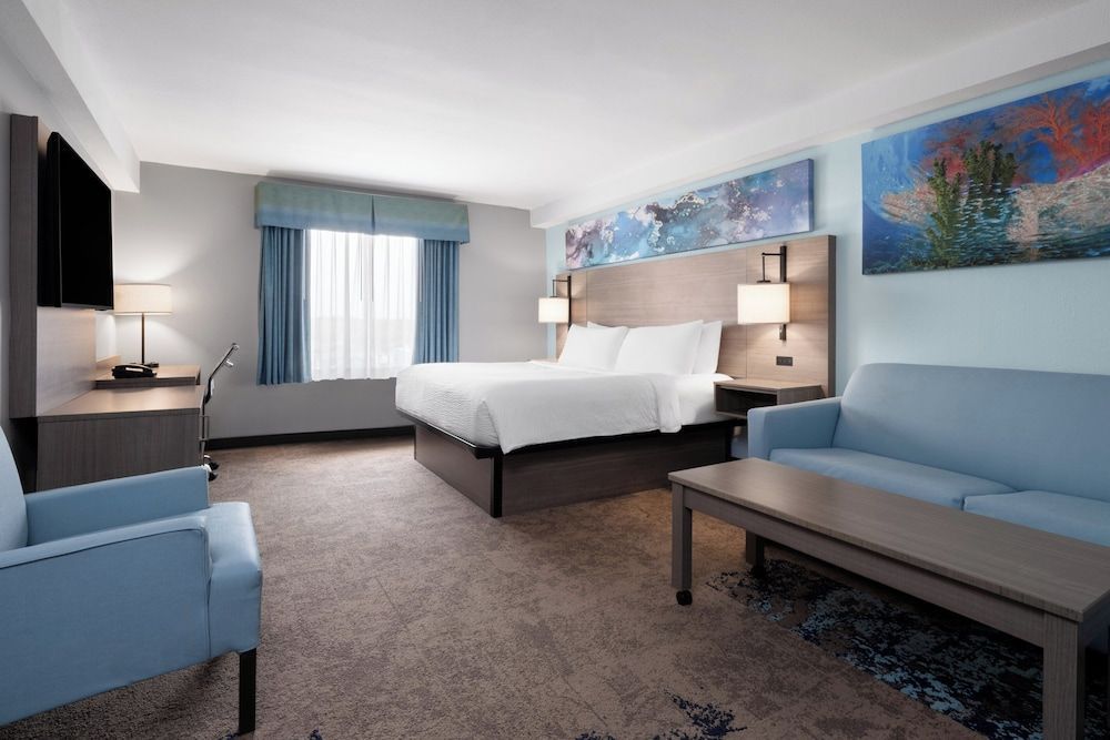 Garner Hotel Virginia Beach North by IHG 2