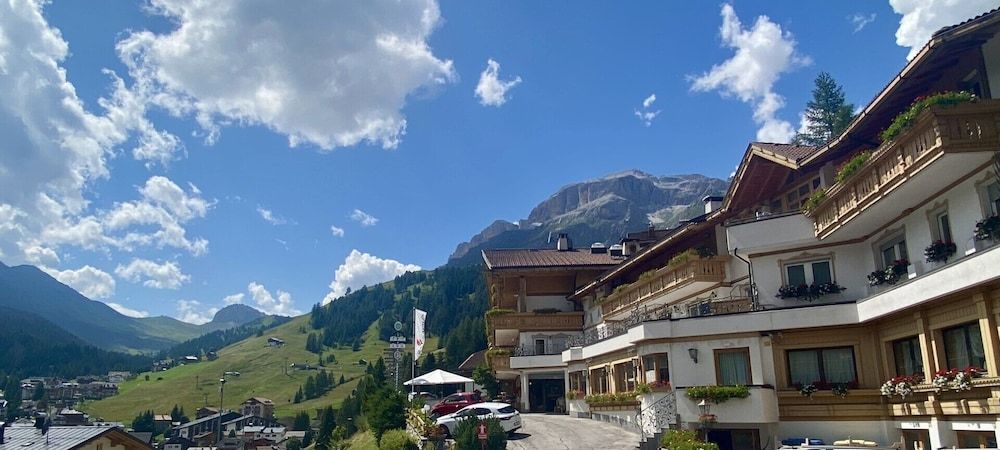 Dolomites Base Camp Hotel Olympia 1
