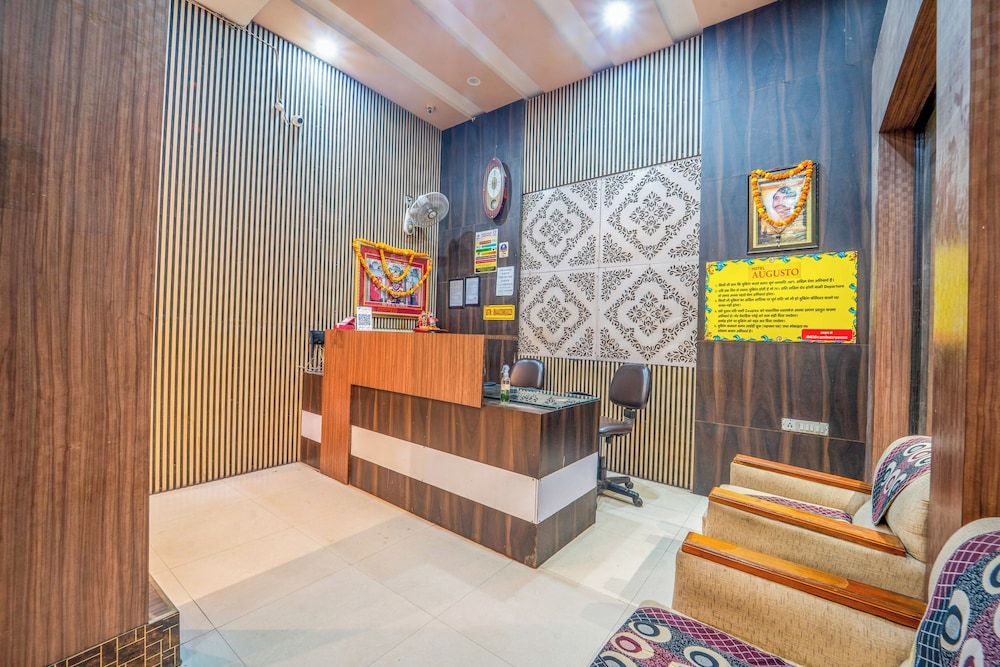 HOTEL AUGUSTO 2