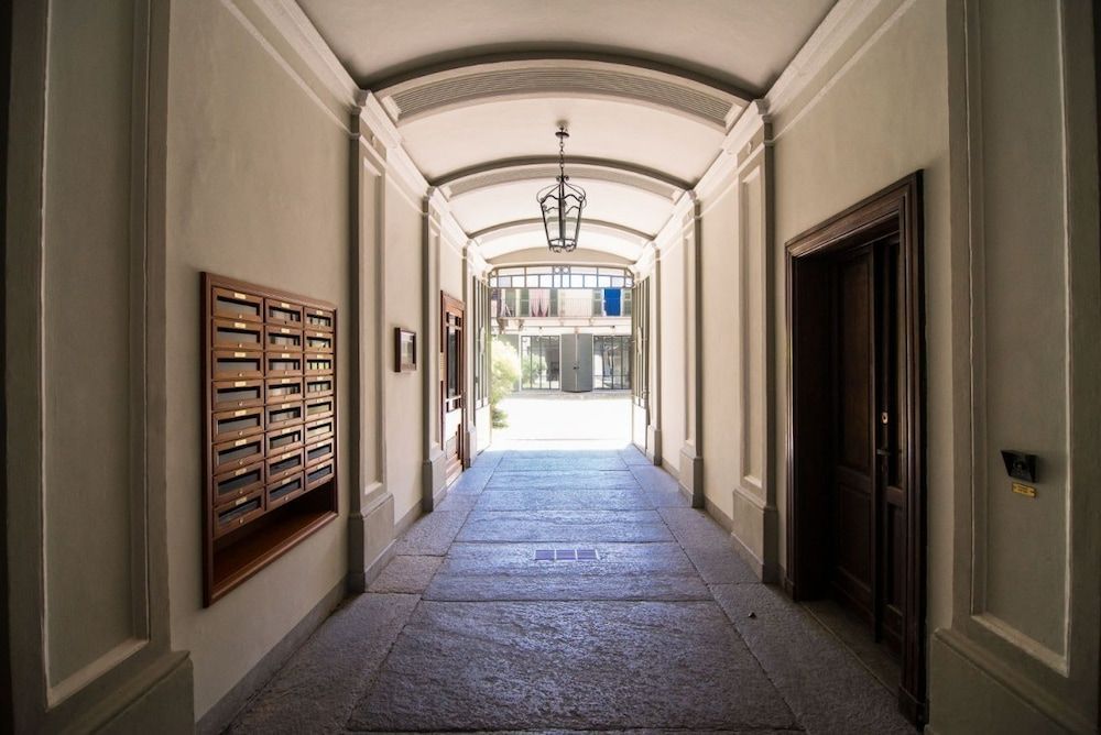 GuestHost - Piazza Vittorio Veneto Elegant Flat 2