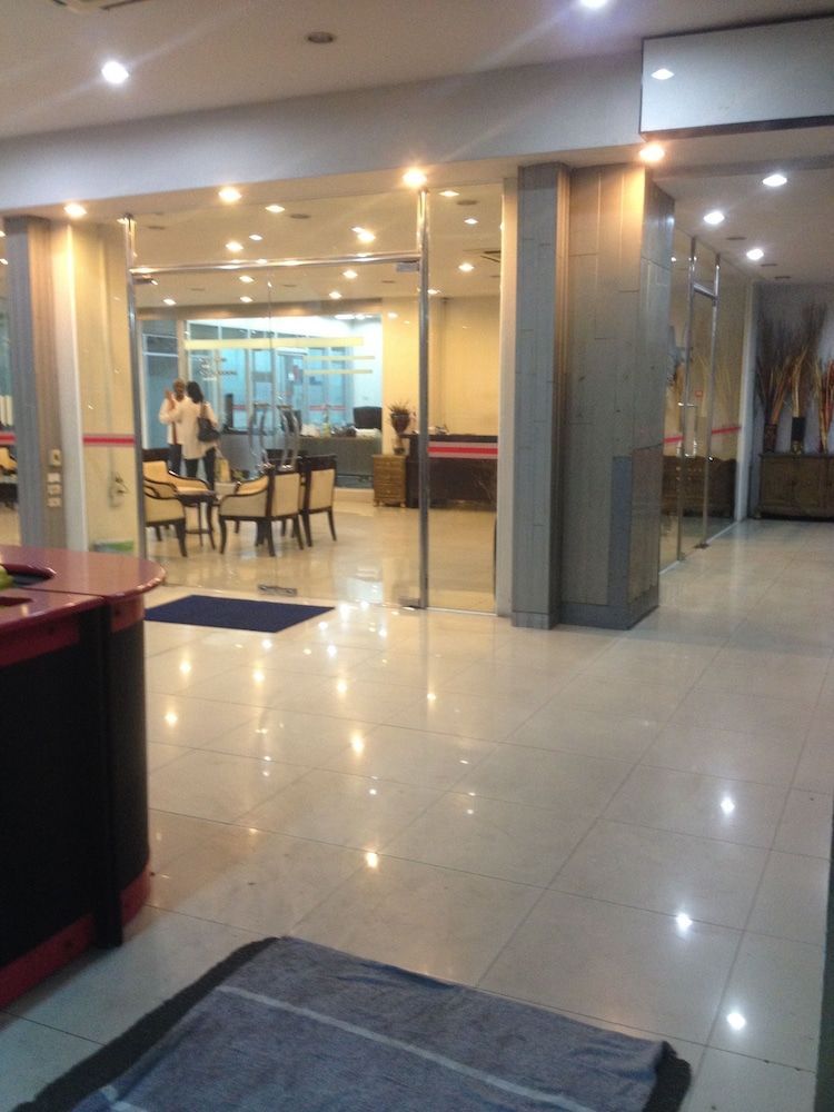 Mall Suites Hotel 2