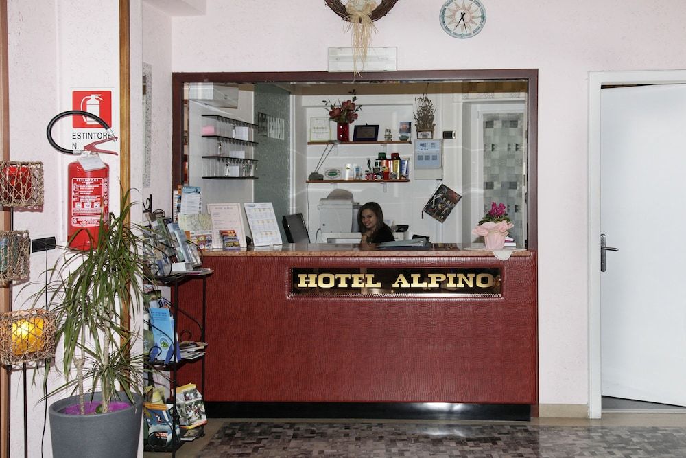 Hotel Alpino 2