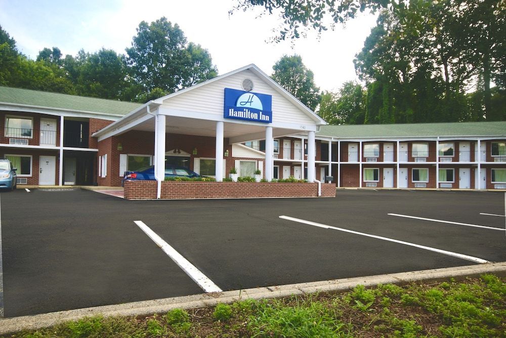 Hamilton Inn Jonesville I-77 1
