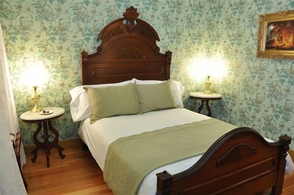 Cosmopolitan Hotel 2