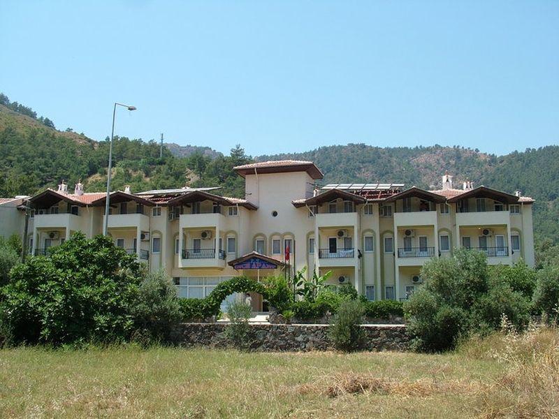 APARTMENTS INCE 2