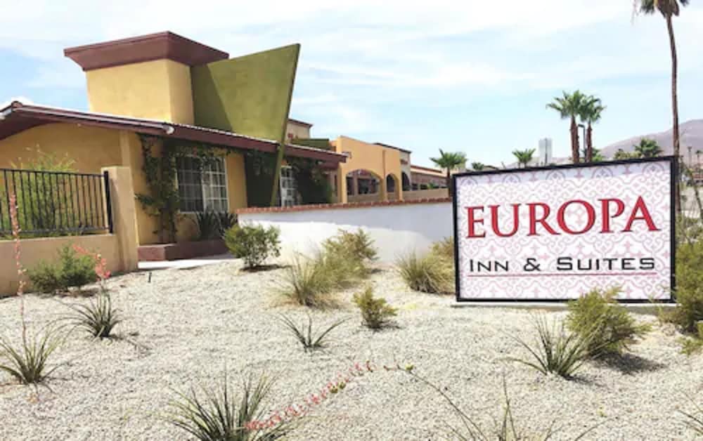 Europa Inn & Suites 1