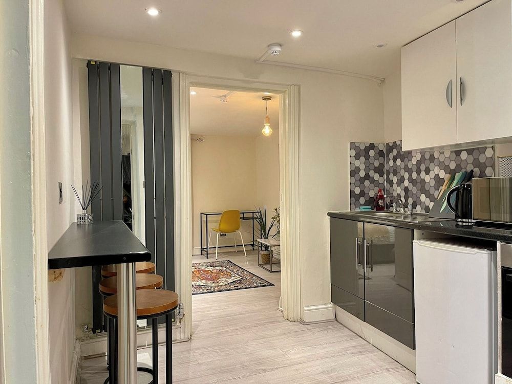 Modern Basement Flat in The City - Shoreditch 1