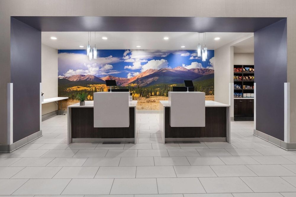 La Quinta Inn & Suites by Wyndham Fort Collins, Colorado 2