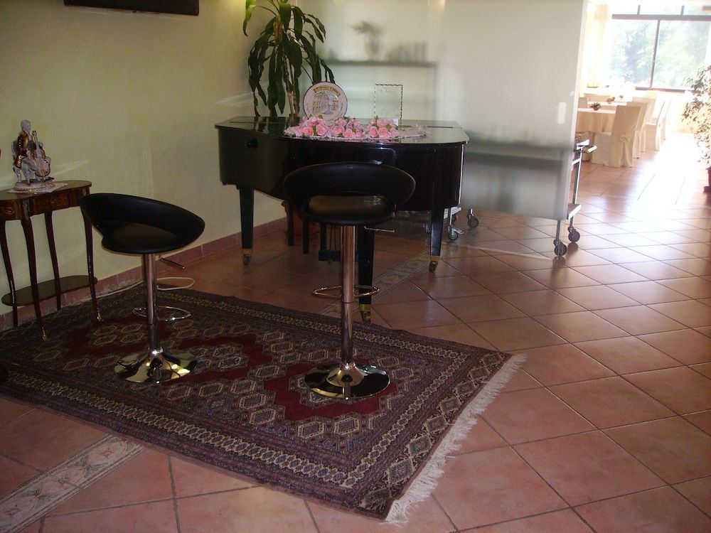 Hotel Diecimare 2