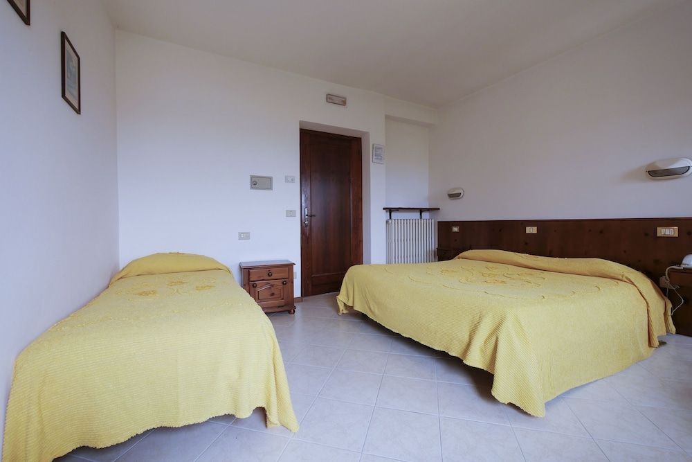 Albergo De March 2