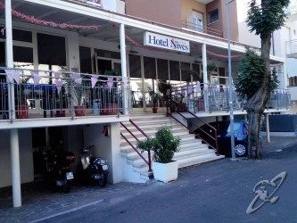 HOTEL NIVES 1