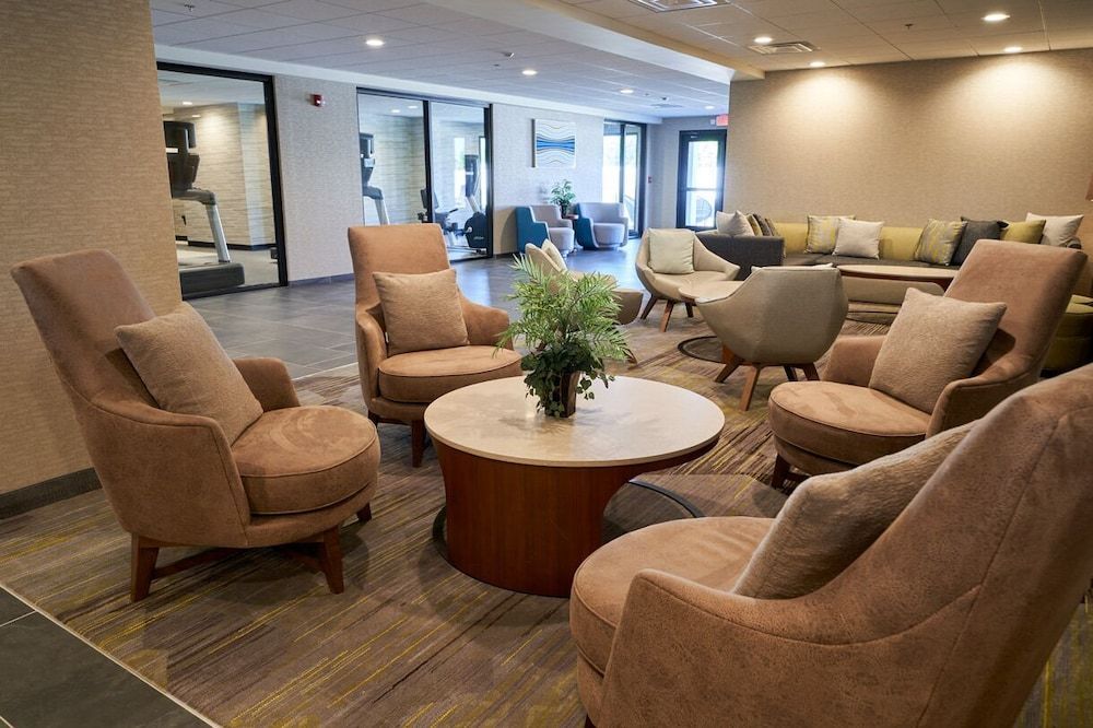 Courtyard by Marriott Bentonville 1