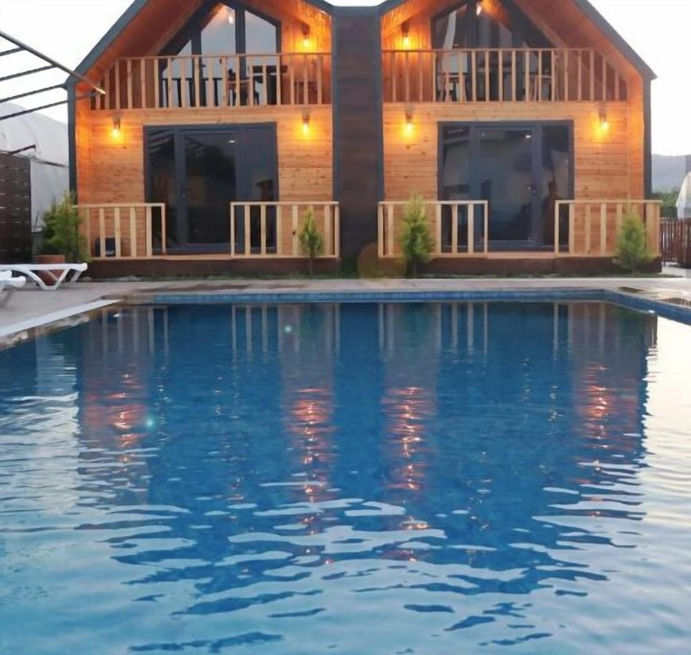 İRBEÇ APART & BUNGALOW 1