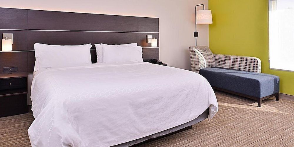 Holiday Inn Express & Suites BRIGHTON by IHG 2