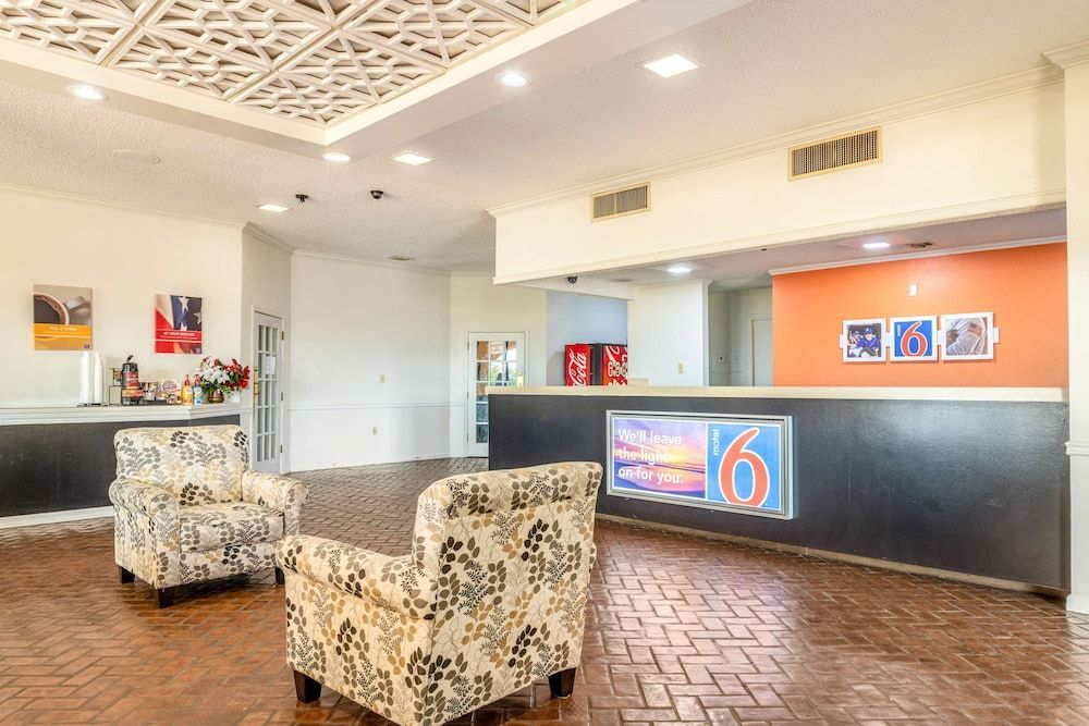 Motel 6 Natchitoches, LA 2