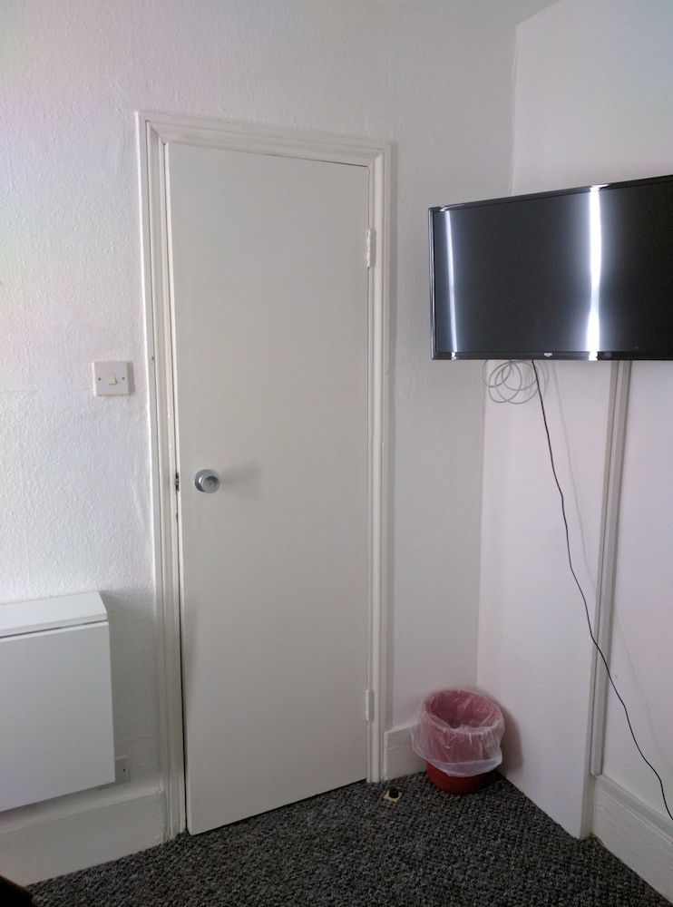 ABC Bed and Breakfast 2