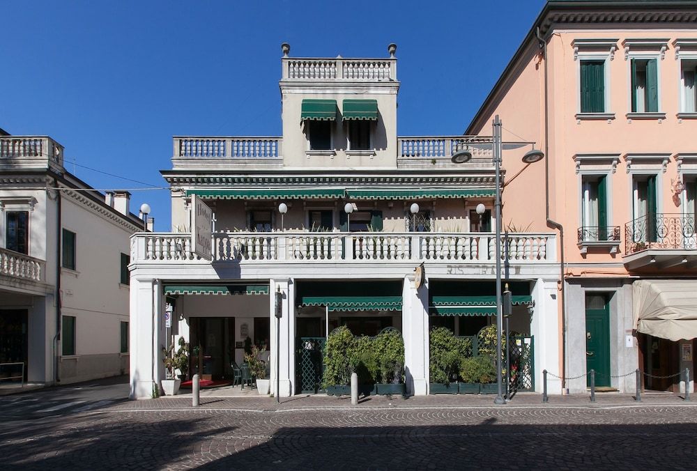 Hotel Kappa 1