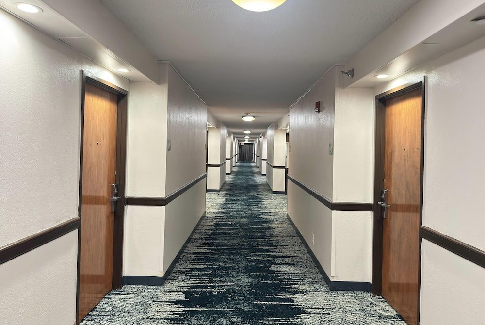 Wingate by Wyndham Indianapolis East 2