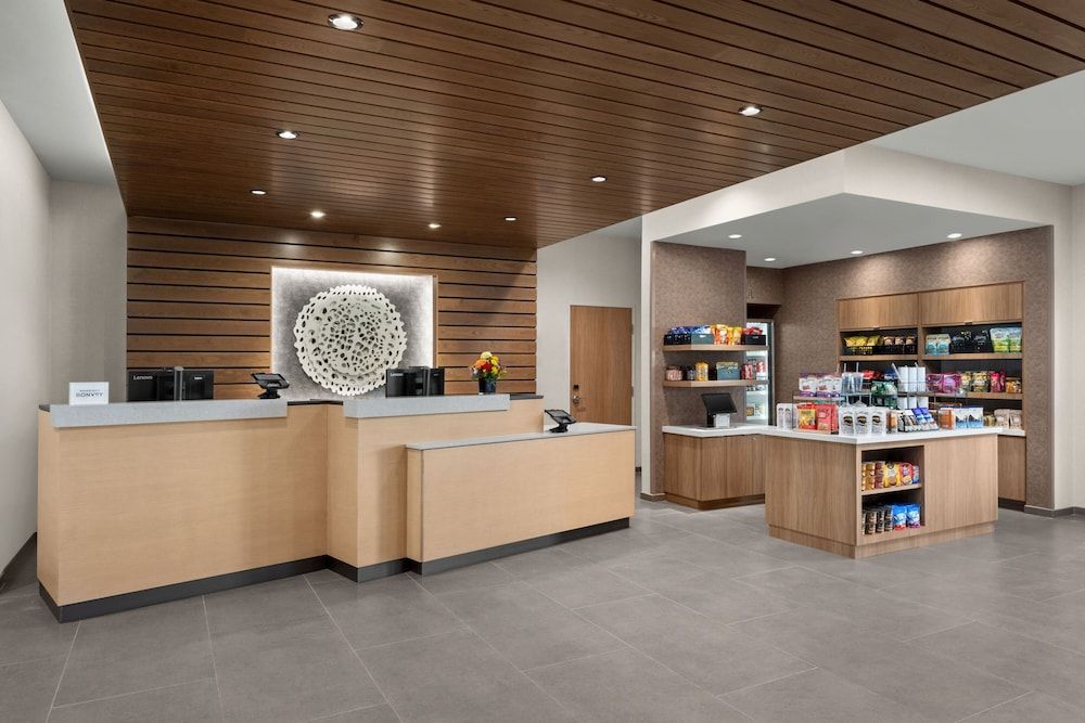 Fairfield by Marriott Inn & Suites Victorville 2