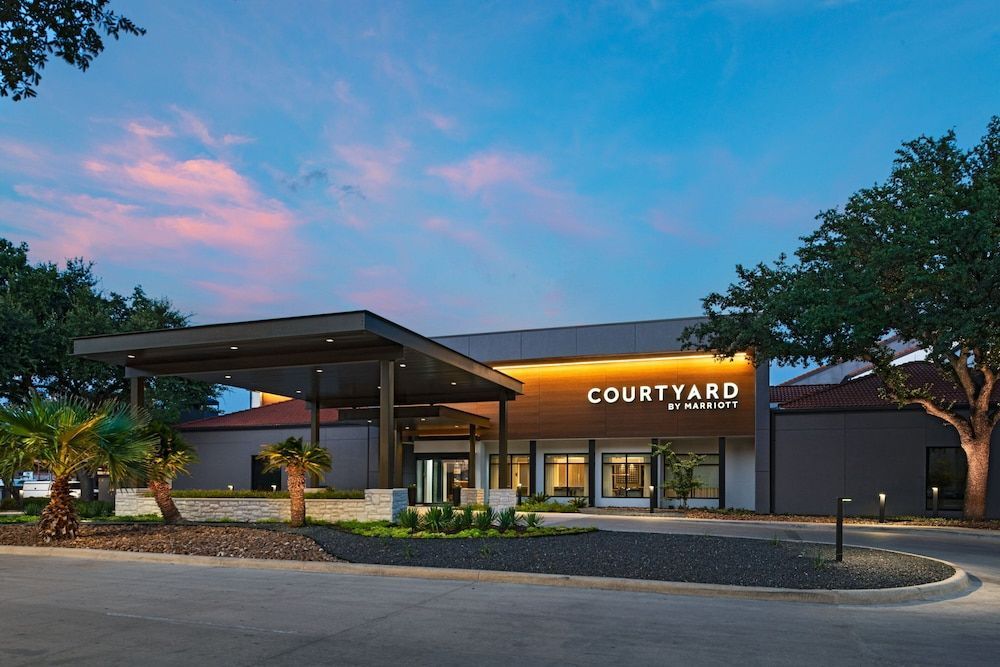 Courtyard by Marriott San Antonio Downtown 1