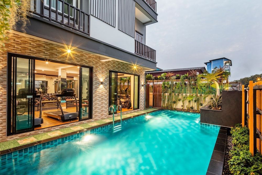 Penyos Service Apartment 1