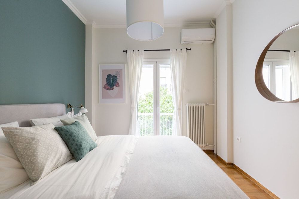 Sleek Flat in Central Syntagma by UPSTREET 2