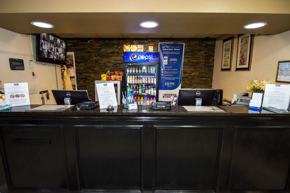 Rodeway Inn Central Colorado Springs 2