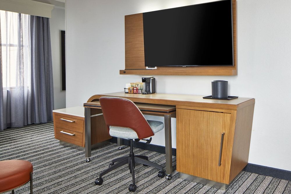 Courtyard by Marriott Nashville Downtown 2