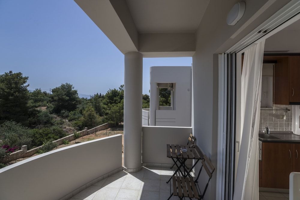 Nikis Dream Comfy Apartments 1