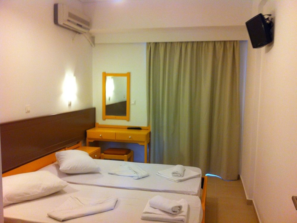 Fantasia Hotel Apartments 2