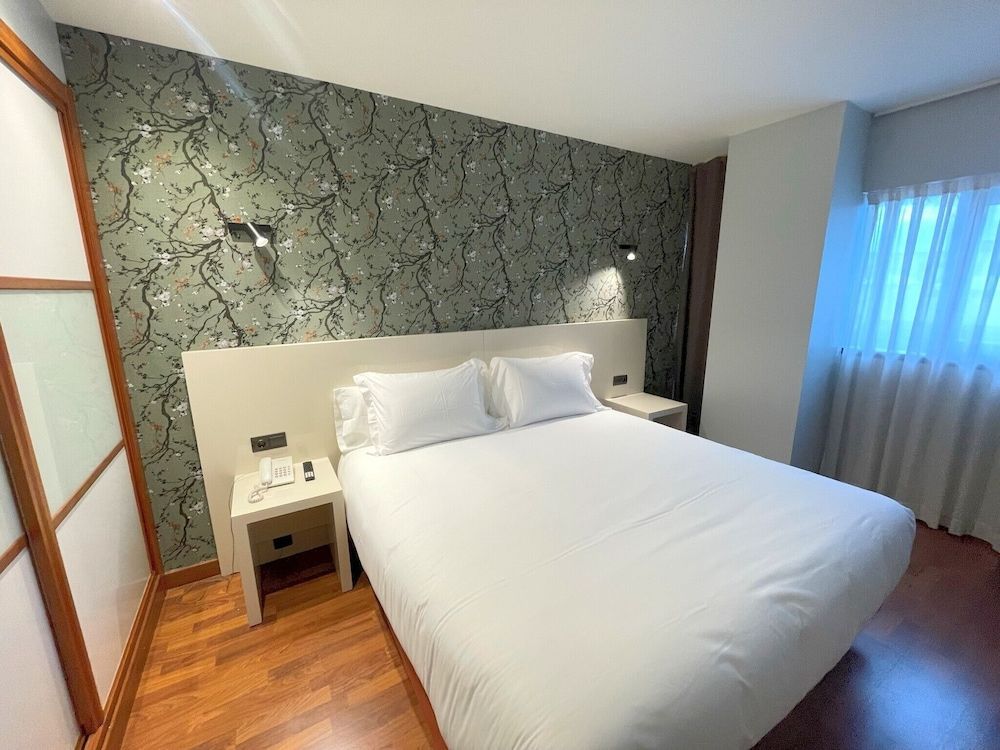 Hotel Apartamentos San Fermín Pamplona 1