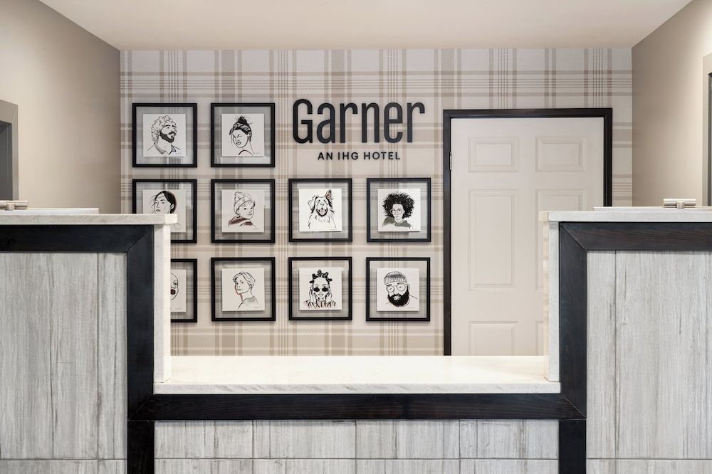 Garner Hotel Albuquerque Airport by IHG 1