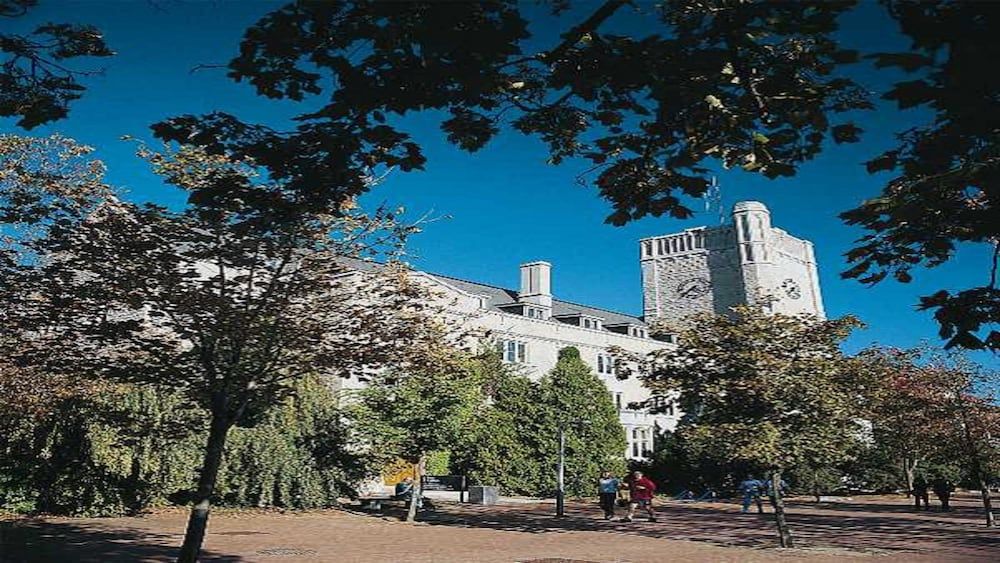 Staybridge Suites GUELPH by IHG 1